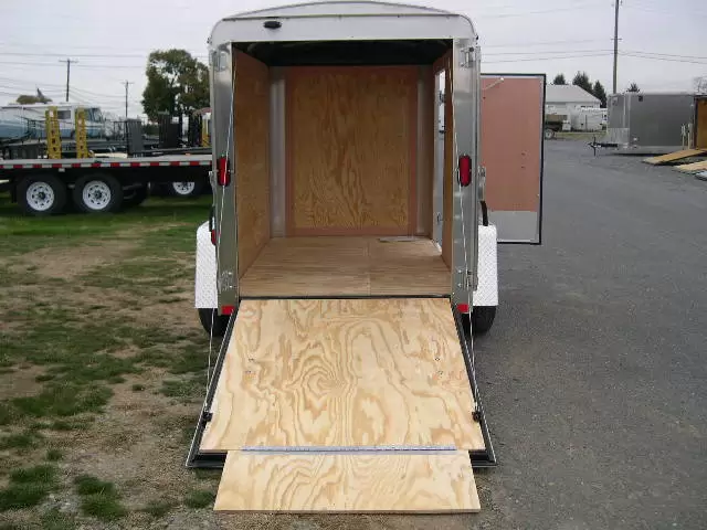 Homesteader 5 x 8 Enclosed Cargo Trailer Ramp Door 5 Homesteader 5 x 8 Enclosed Cargo Trailer Ramp Door - Image 5