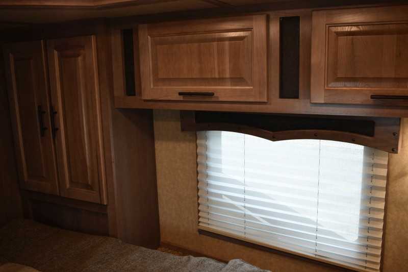 2021 Lakota BigHorn 5 Horse Trailer With Bunkbeds 14 2021 Lakota BigHorn 5 Horse Trailer With Bunkbeds - Image 14