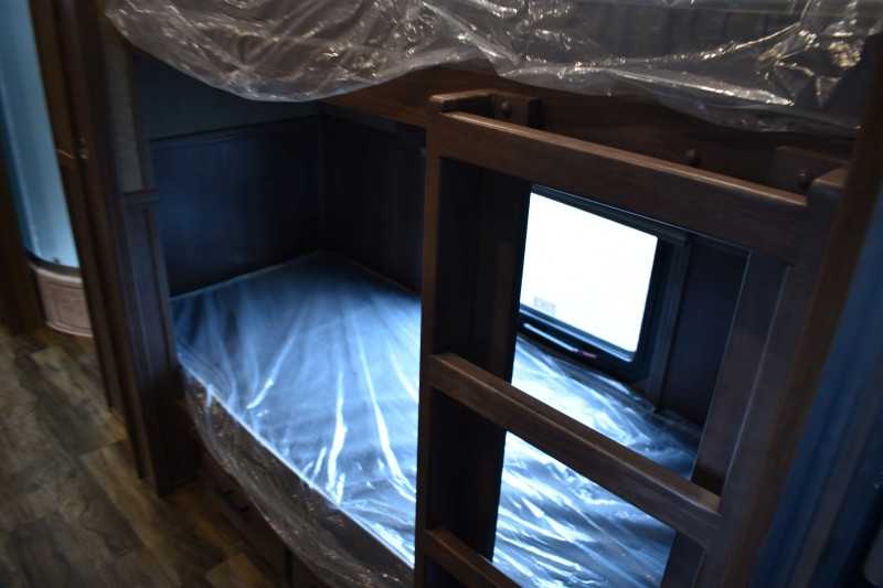 2021 Lakota BigHorn 5 Horse Trailer With Bunkbeds 29 2021 Lakota BigHorn 5 Horse Trailer With Bunkbeds - Image 29