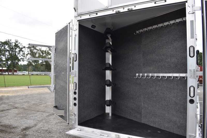 2021 Lakota BigHorn 5 Horse Trailer With Bunkbeds 35 2021 Lakota BigHorn 5 Horse Trailer With Bunkbeds - Image 35