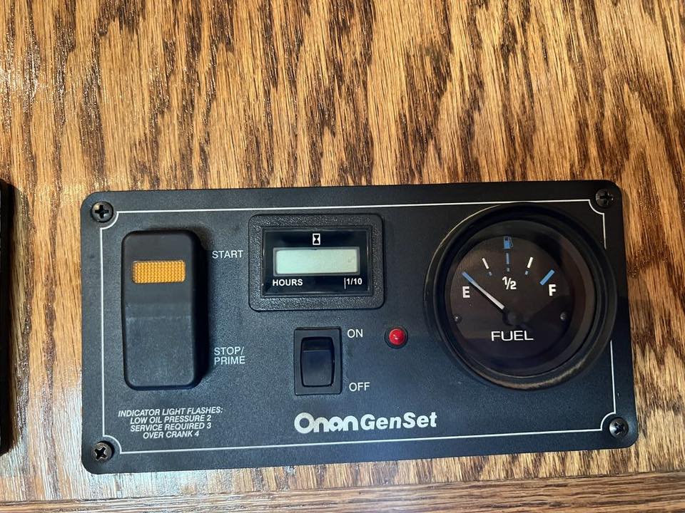 2009 Platinum Coach 3 H 16’ LQ with Outlaw Conversion 45 2009 Platinum Coach 3 H 16’ LQ with Outlaw Conversion - Image 45