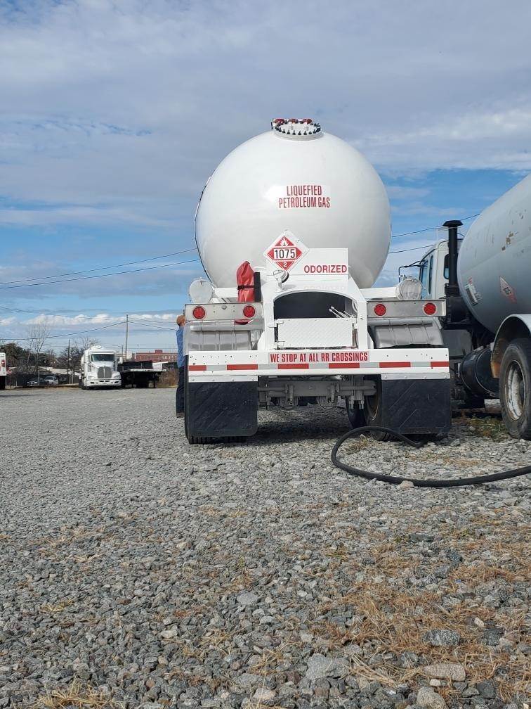Buy 11600 Gallon Industrial Gas Tank Trailer Online MC-331 LPG LIQUID TANKER IN STOCK 14 Buy 11600 Gallon Industrial Gas Tank Trailer Online MC-331 LPG LIQUID TANKER IN STOCK - Image 14